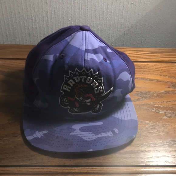 Purple Retro Toronto Raptors Snapback - Picture 2 of 9